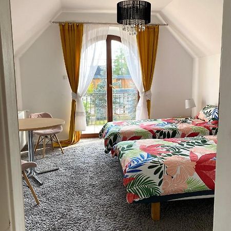 Domowe Pokoje Wilanow Warschau Exterior foto